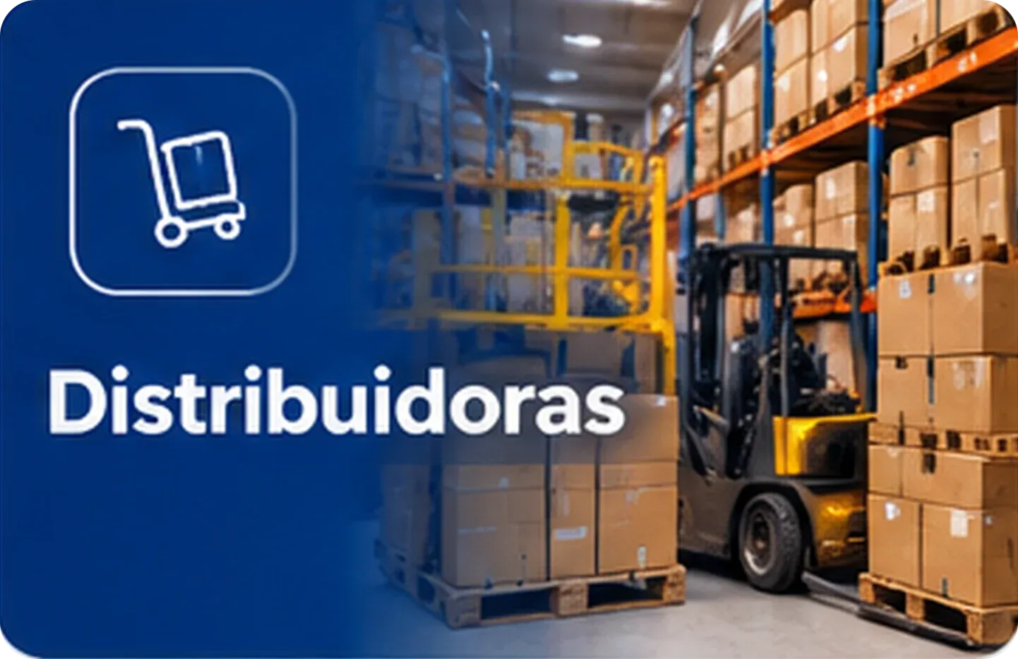 Depósito de distribuidora com empilhadeira e caixas em paletes