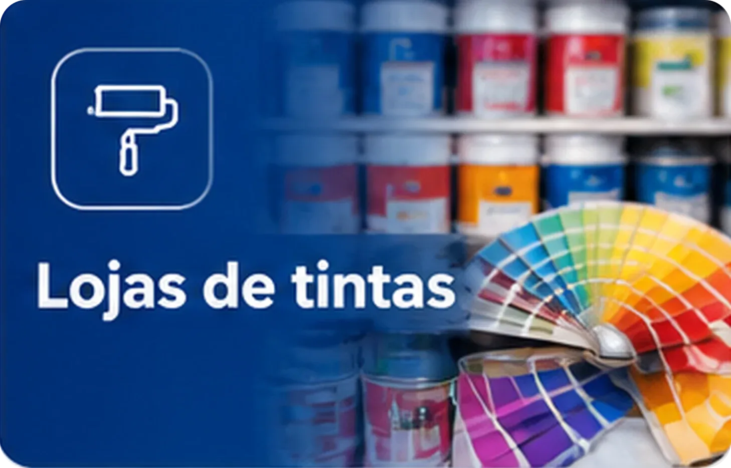 Latas de tinta nas prateleiras e leque de cores em destaque